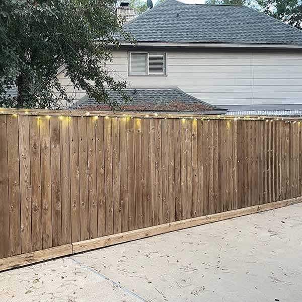 Fence Cleaning in Tomball, TX