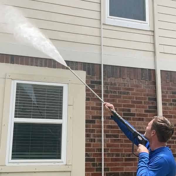 House Washing in Tomball, TX