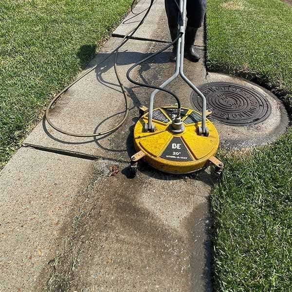 Sidewalk Cleaning in Tomball, TX